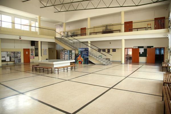 tehnicka-skola-pancevo-192CC0C465-3645-11B6-115B-77CE688D5A73.jpg