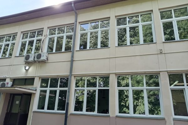 tehnicka-skola-pancevo-605DB46B1-BD9B-88E8-A07D-E1A7CF951A05.jpg