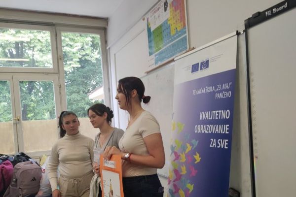 dekorateri-3A68395DC-D24A-4E31-0FD1-93F58ACD12CF.jpg