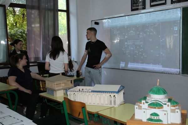 dan-otvorenih-vrata-74B70EEED-DD51-3852-C83D-65AF17B89FC5.jpg